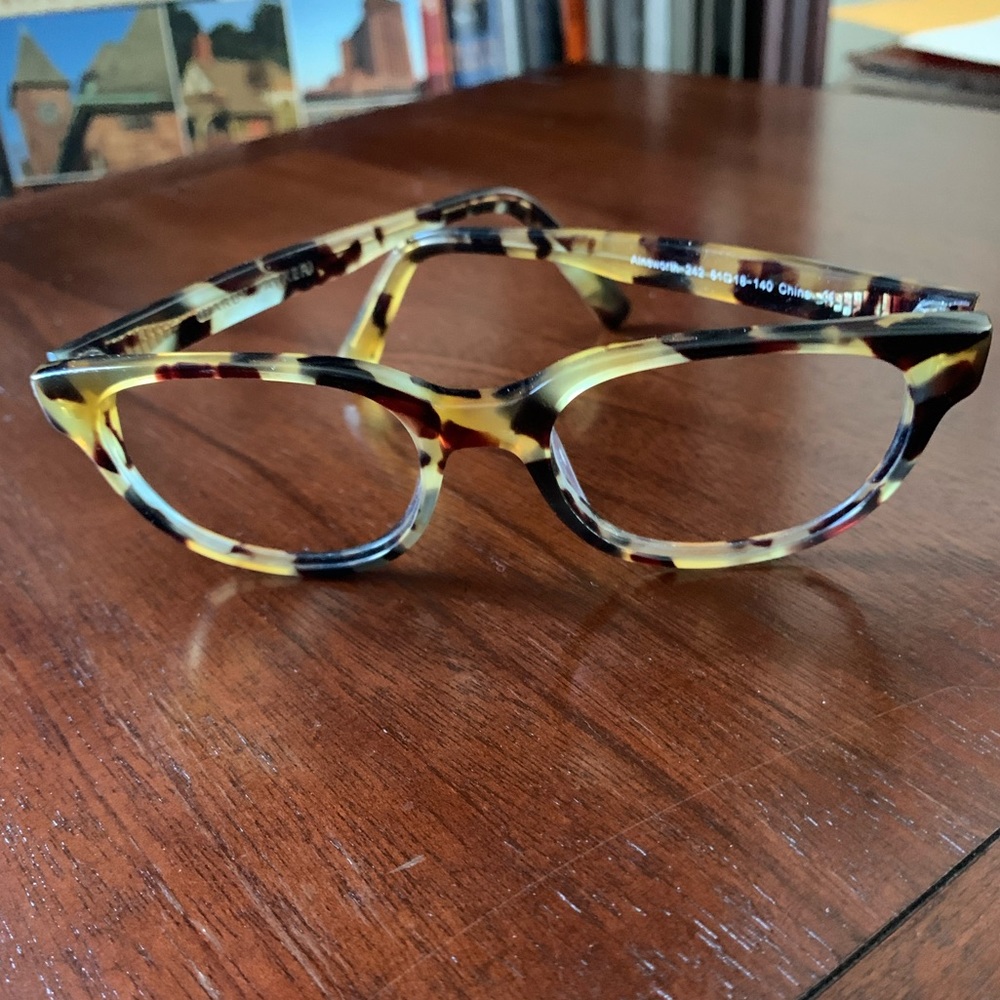 Eyeglass frames